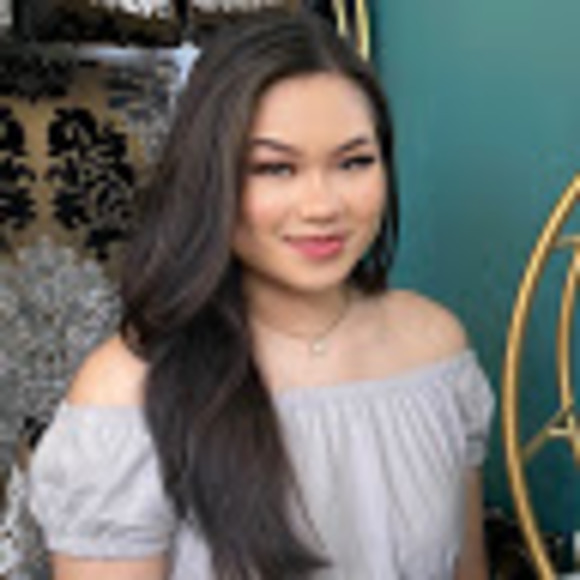 Meet your Posher, Kym - Picture 1 of 1